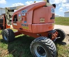 2017 JLG 450AJ-4