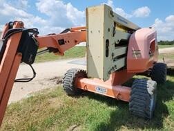 2017 JLG 450AJ-1