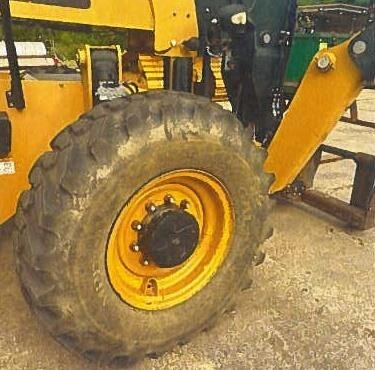 2018 CAT TL1055-10