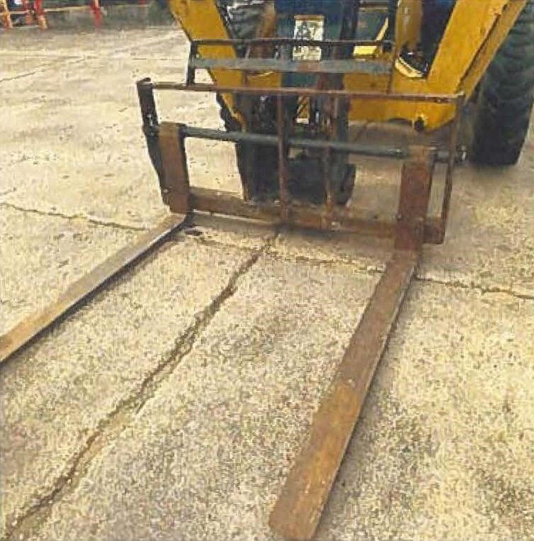 2018 CAT TL1055-17