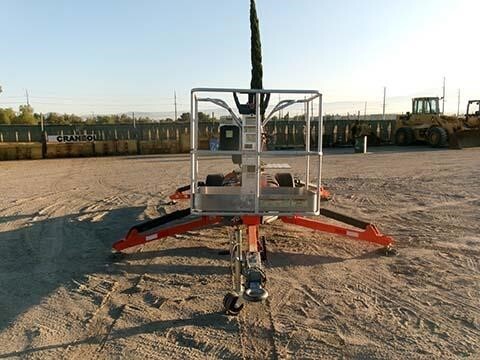 2022 JLG T350-4