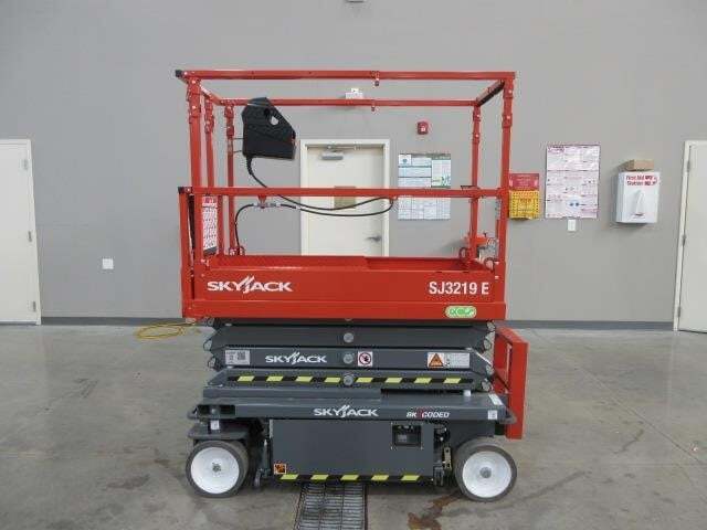 2025 Skyjack SJ3219E