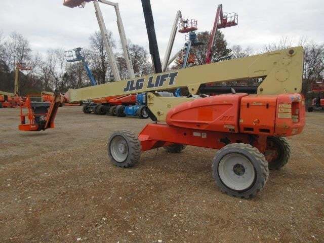 2012 JLG M600JP-5