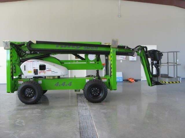 2025 Niftylift SD64 4x4x4