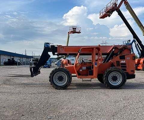 2016 SkyTrak 8042