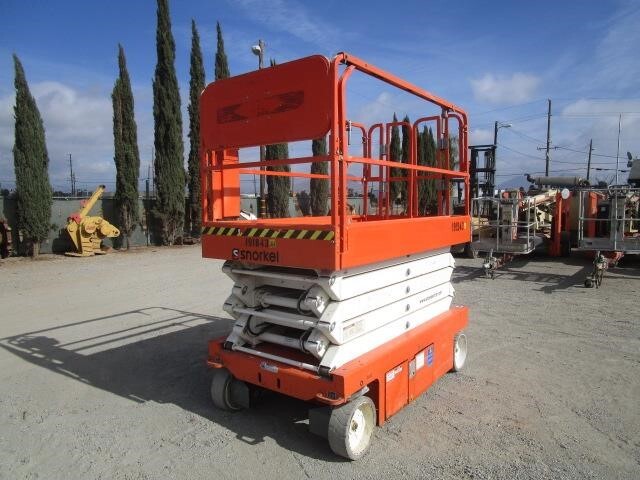 2017 Snorkel S4732E Picture 2 2017 Snorkel S4732E-2