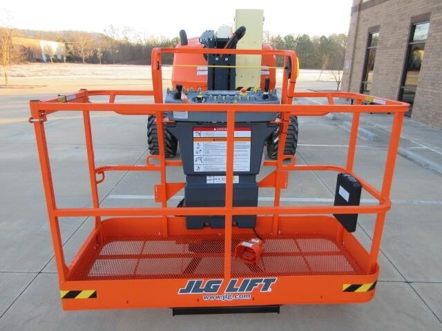 2025 JLG 450AJ-7