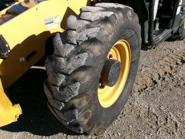 2019 CAT TL943D Picture 10 2019 CAT TL943D-10
