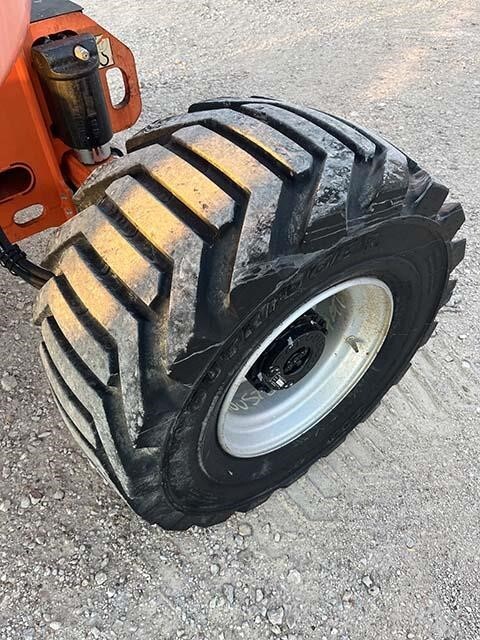 2017 JLG 450AJ-11