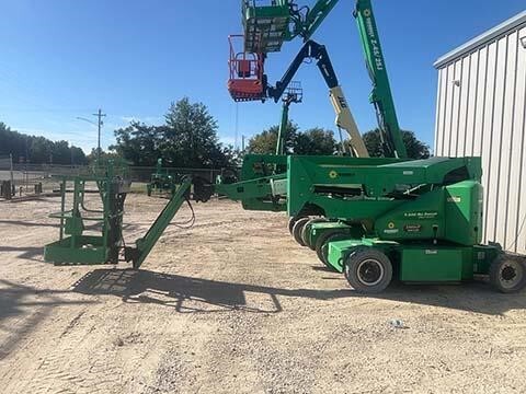 Similar listings photo for: 2015 JLG E400AJPN 2015 JLG E400AJPN
