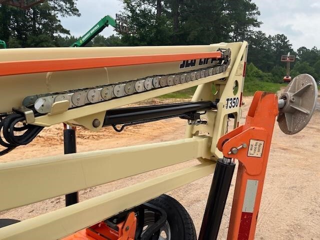 2018 JLG T350-10