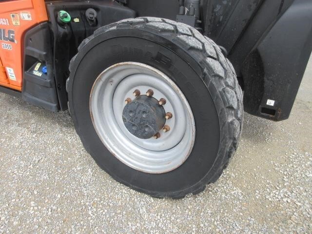 2017 JLG 1055-10