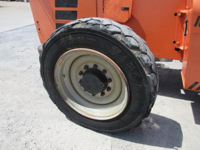 2016 SkyTrak 6042 Picture 8 2016 SkyTrak 6042-8