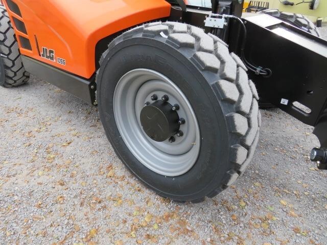 2025 JLG 1055-14