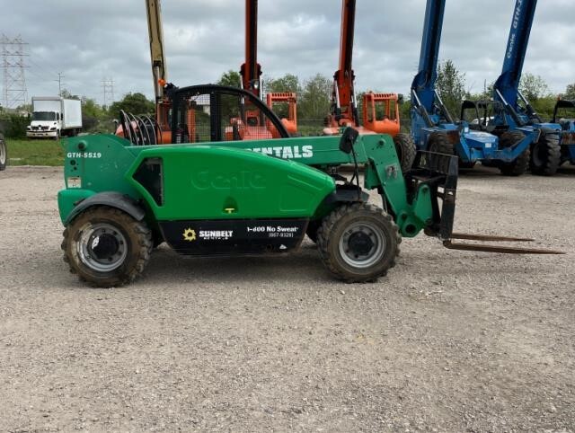 2017 Genie GTH-5519-5