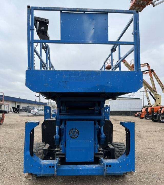2014 Genie GS-5390 RT Picture 3 2014 Genie GS-5390 RT-3