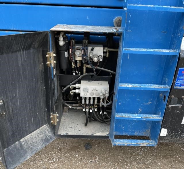 2014 Genie GS-5390 RT Picture 14 2014 Genie GS-5390 RT-14
