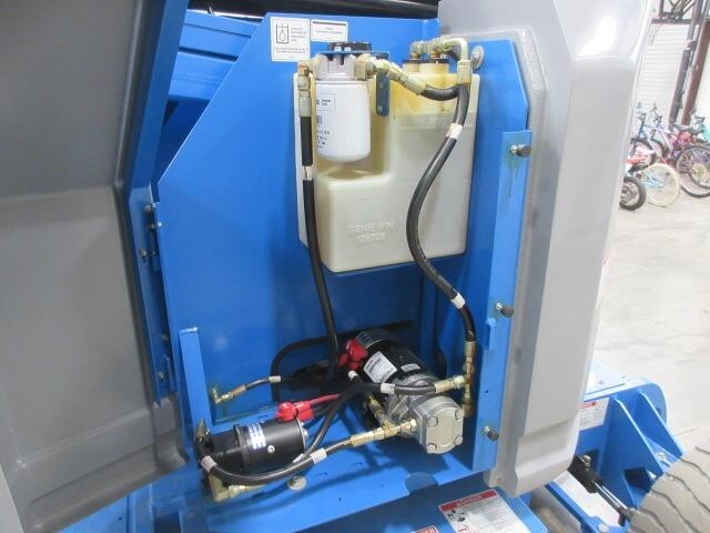 2025 Genie Z-34/22 N-16