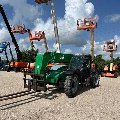 2017 Genie GTH 844-2