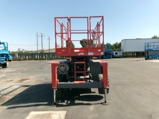 2018 Skyjack SJ-6832RT-4