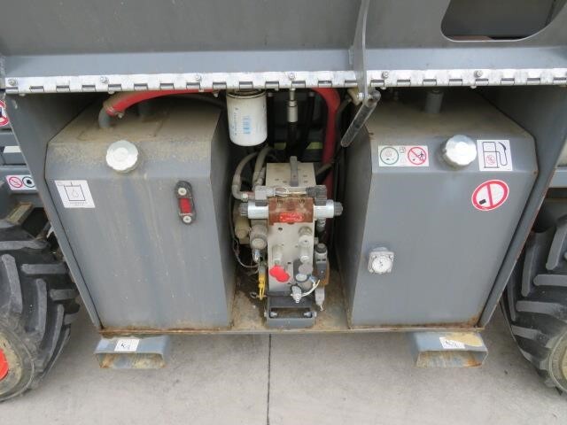 2018 Skyjack SJ-6832RT Picture 19 2018 Skyjack SJ-6832RT-19