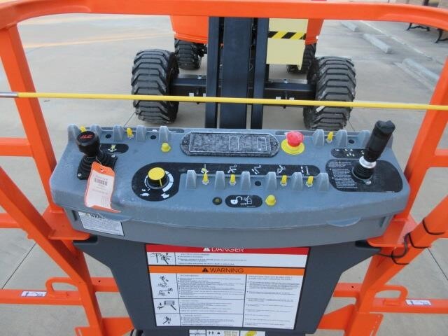 2025 JLG 450AJ-8