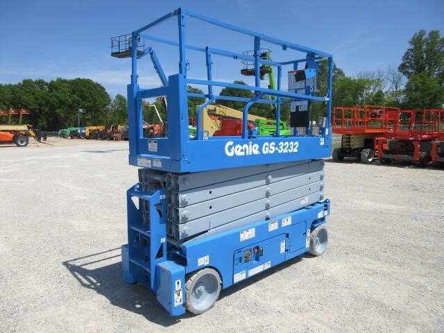 2017 Genie GS-3232-3