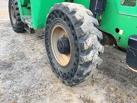 2016 SkyTrak 8042-12