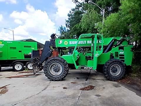 2016 SkyTrak 8042-1