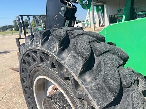 2017 SkyTrak 6042-16