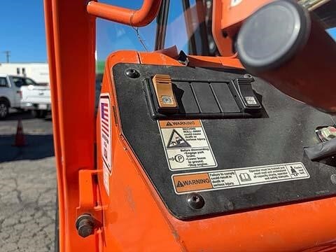 2017 SkyTrak 6036 Picture 19 2017 SkyTrak 6036-19