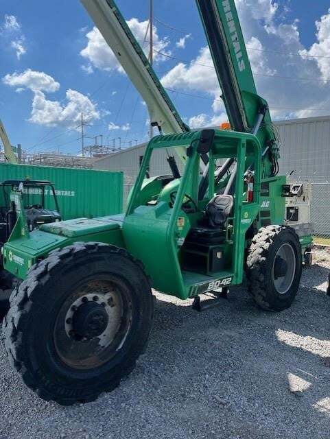 2018 SkyTrak 8042