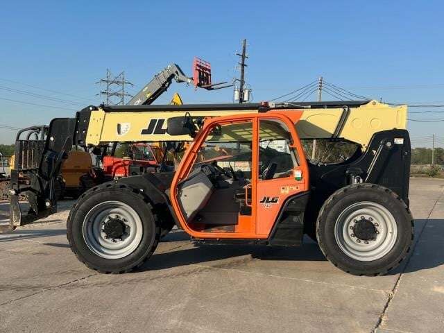 Similar listings photo for: 2021 JLG 742 2021 JLG 742