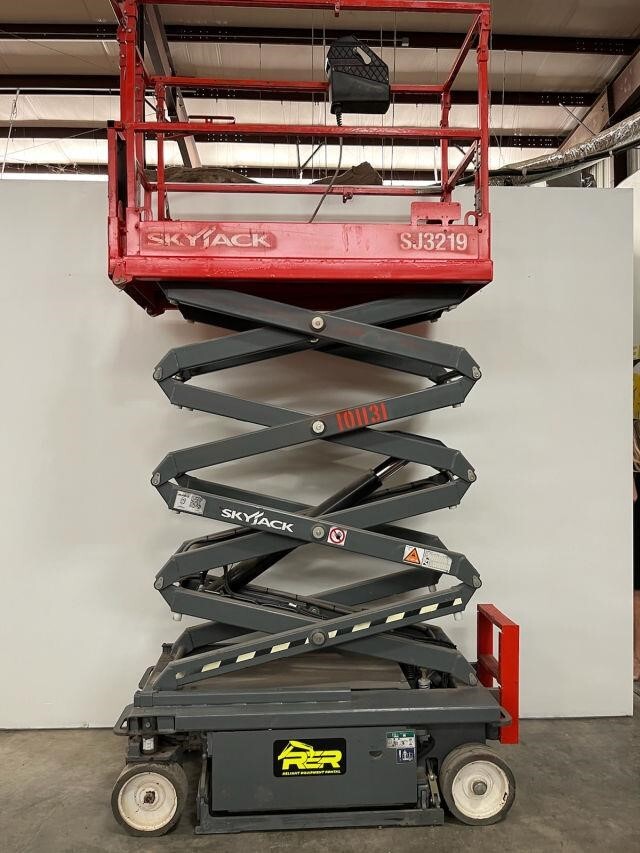 2021 Skyjack SJ3219-14