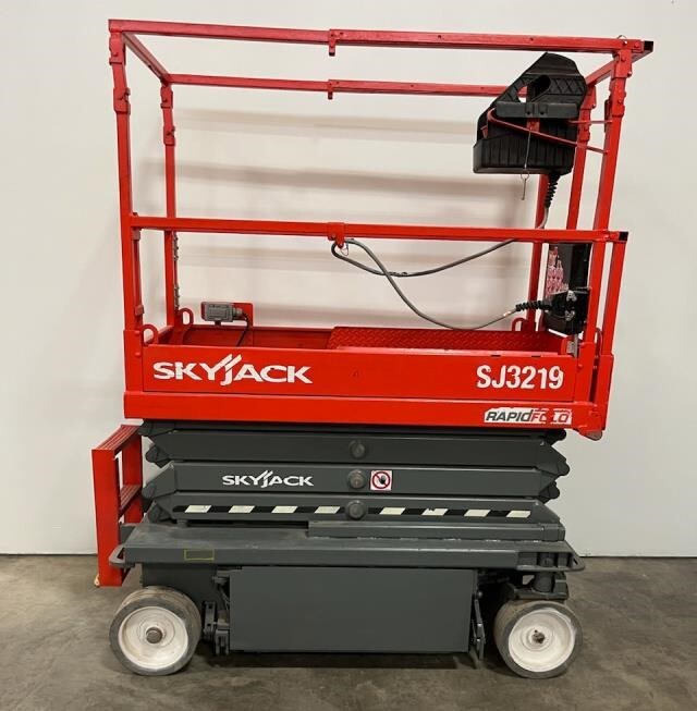 2021 Skyjack SJ3219