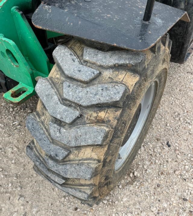 2017 Genie GTH-5519-8