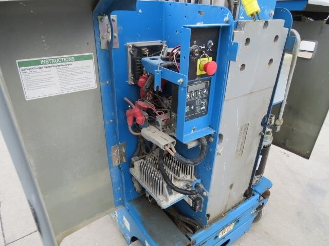 2017 Genie GR-20 Picture 16 2017 Genie GR-20-16