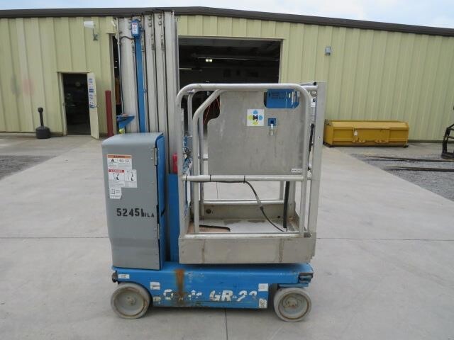 2017 Genie GR-20 Picture 5 2017 Genie GR-20-5