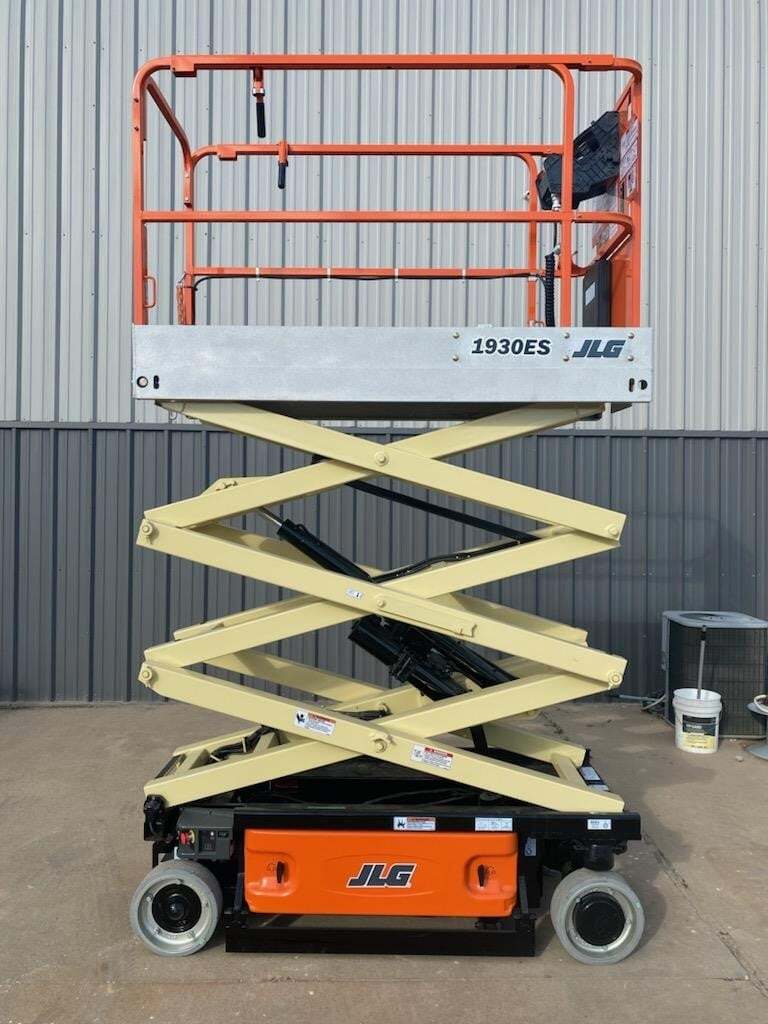 2013 JLG 1930ES-13