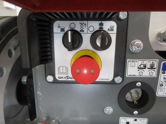 2024 Skyjack SJ-3220-23