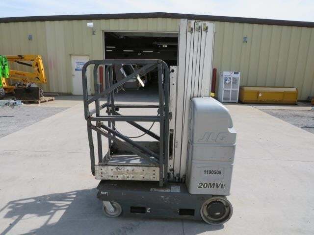 2011 JLG 20MVL-3