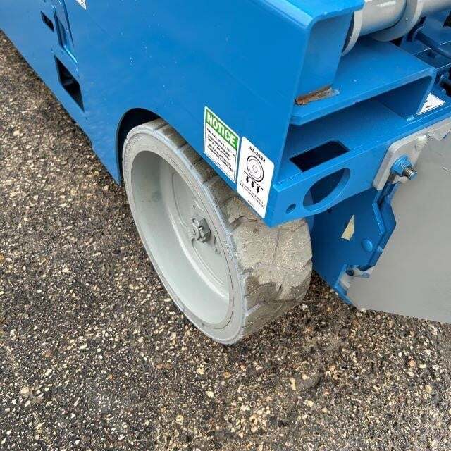 2015 Genie GS-2632-10