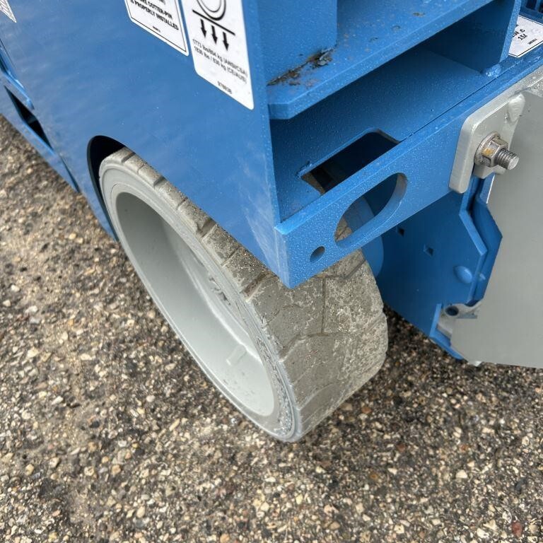 2016 Genie GS-2632-10