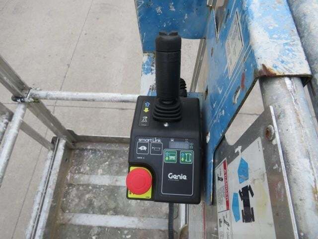 2016 Genie GR-20 Picture 6 2016 Genie GR-20-6