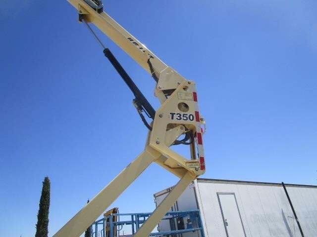 2018 JLG T350 Picture 16 2018 JLG T350-16