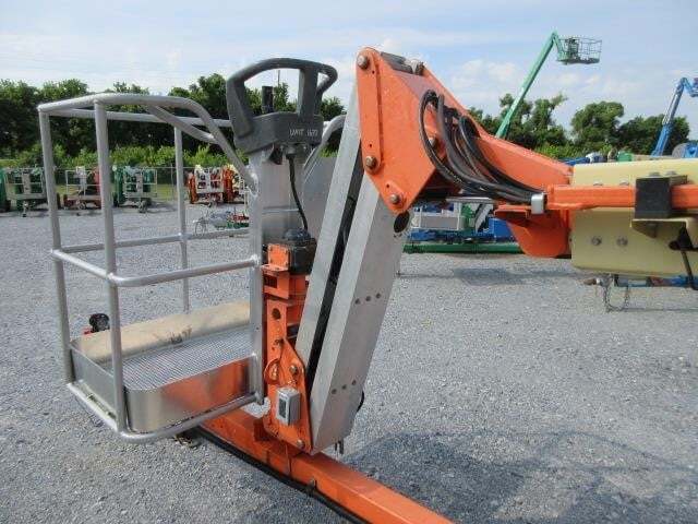 2018 JLG T500J-8