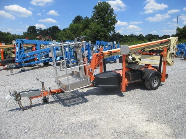 2018 JLG T350