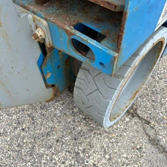 2017 Genie GS-2632-8