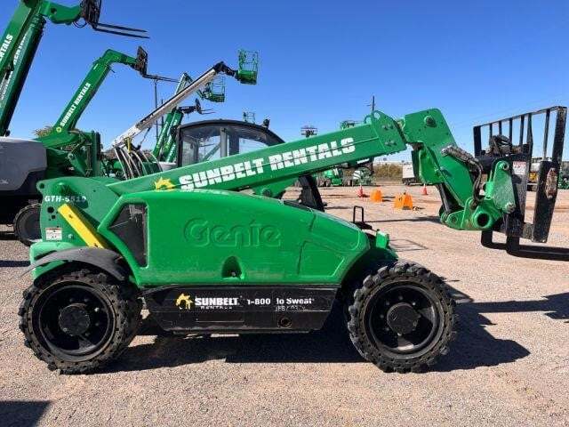 2017 Genie GTH-5519 Picture 3 2017 Genie GTH-5519-3