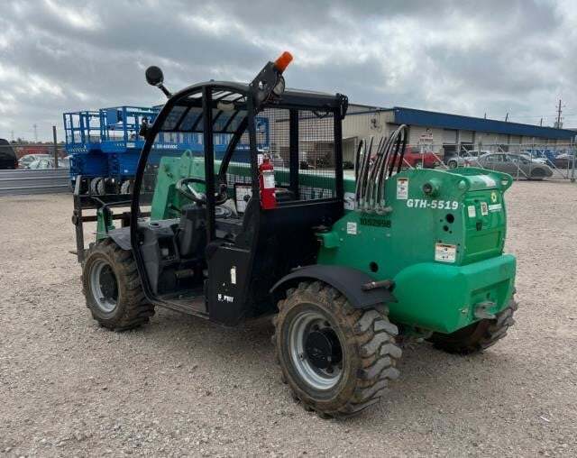 2017 Genie GTH-5519-7